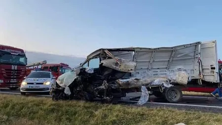 Trei persoane rănite grav în urma unui accident în Galaţi