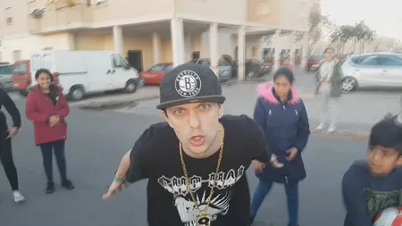 Un rapper român face senzaţie la 