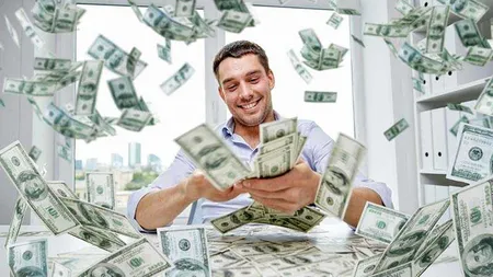 O bancă a aflat câţi români au peste un milion de dolari