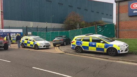 Descoperire macabră în Marea Britanie. 39 de cadavre găsite într-un camion