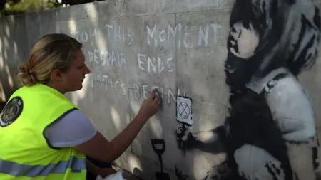 O frescă ascunsă, creaţia lui Banksy, va fi inaugurată în inima Notting Hill, la Londra