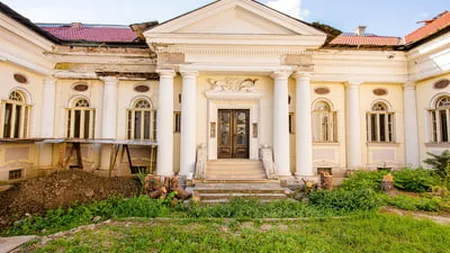 Casa Neuman, una dintre reşedinţele preferate ale dictatorului Nicolae Ceaușescu, a fost scoasă la licitaţie