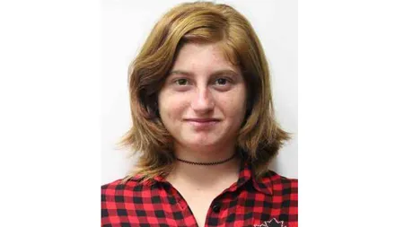 Adolescentă de 15 ani, căutată de Poliţie după ce a dispărut de acasă