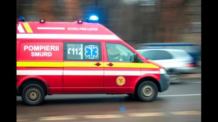 Eleve de la un liceu din Prahova, la spital. Autorităţile suspectează că cineva a pulverizat spray iritant lacrimogen în şcoală