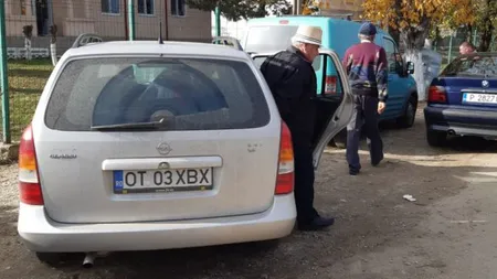 Taxi electoral într-o comună din Olt, cu maşina primăriei. Edil: 