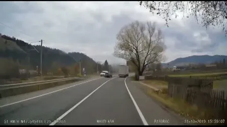 Gest criminal al unui şofer, filmat pe un drum din Suceava: 