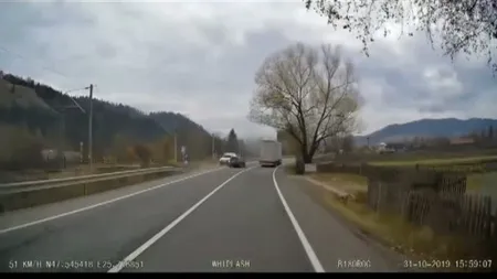 Şoferul care a evitat o tragedie rutieră în Suceava, pilot profesionist în campionatul naţional de drift VIDEO