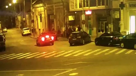 Poliţişti bătuţi în faţa unui club de manele din Timişoara