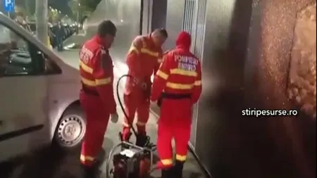 Femeie scoasă cu descarcerarea din cimitir, în Bucureşti