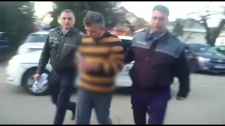 Un şofer beat a târât cu maşina un poliţist care l-a tras pe dreapta