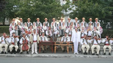 Tragedie în muzica populară. A murit o cunoscută solistă a Ansamblului folcloric 