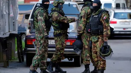 Mai multe şcoli, spitale şi tribunale evacuate la Sankt-Petersburg din cauza unor ameninţări cu bombă