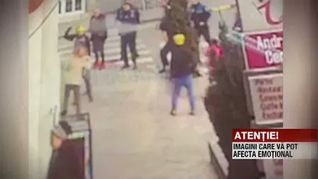 Bărbat împuşcat de poliţişti pe stradă după ce şi-a atacat soţia cu un cuţit. Întreaga scenă a fost filmată VIDEO
