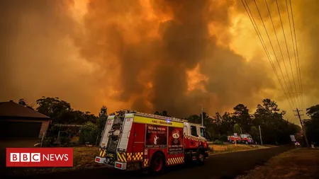 Stare de urgenţă în Australia, bilanţul incendiilor creşte de la o oră la alta: 18 morţi, 17 dispăruţi. Fumul ajunge în Noua Zeelandă