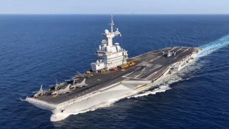 Portavionul francez Charles de Gaulle, în misiune de sprijin a coaliţiei internaţionale împotriva SI