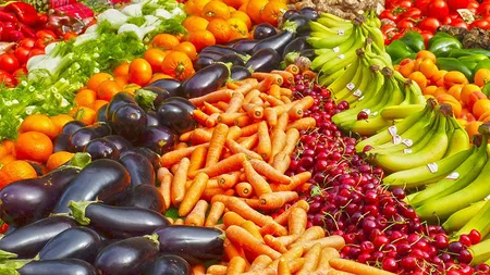 Consumul de fructe şi legume poate fi un pericol pentru sănătatea noastră. Recomandările autorităţilor