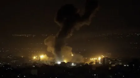 Atac cu rachete în desfăşurare, în Gaza. Sunt distruse mai multe ţinte