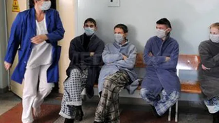 Gripa face noi victime în România. Comandament de urgenţă, convocat de Gabriela Firea la PMB