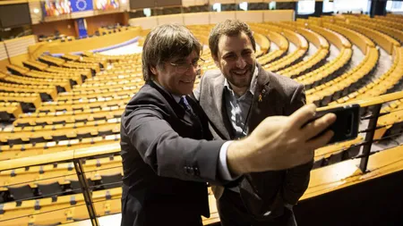 Separatiştii catalani Carles Puigdemont şi Antoni Comin şi-au ocupat locurile în Parlamentul European