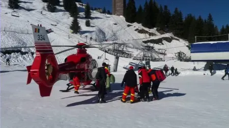 Accident înfiorător pe pârtie, la Sinaia. Un copil de 10 ani a suferit un traumatism la coloană după ce a fost lovit de un bărbat