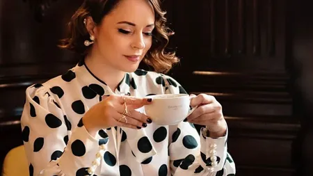 Andreea Marin, fotografiată complet nemachiată pe stradă. Cum arată 