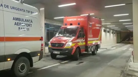 Studentă venită din China, luată cu ambulanţa de la Aeroportul Otopeni
