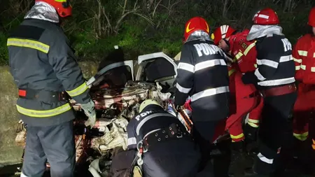 Tragedie în Olt. Patru tineri au murit zdrobiţi de un tir, într-un cumplit accident VIDEO