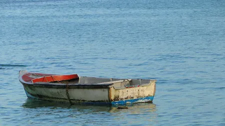 Luptă dramatică împotriva morţii, în mijlocul Oceanului. Povestea teribilă a patru supravieţuitori, care au plutit 32 de zile în derivă