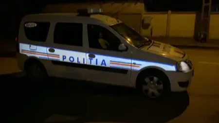 Şofer urmărit ca-n filme de poliţişti în Craiova. A abandonat un copil în maşină şi a fugit