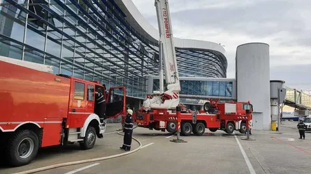 Incendiu cu degajări de fum în Aeroportul Otopeni. Aproximativ 600 de persoane au fost evacuate