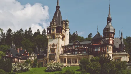 Casa Regală pune la dispoziţie spaţii de cazare pe Domeniul Regal Peleş pentru persoanele nevoite să stea în carantină
