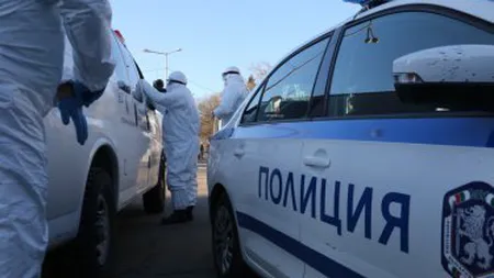 Şi bulgarii fug de carantină. O femeie cu un copil a plecat cu trenul. A scris pe uşa compartimentului că sunt contaminaţi cu COVID-19