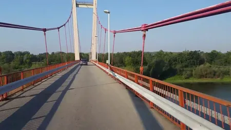 Joi se închid patru puncte de frontieră cu Serbia. Pe unde se mai poate intra în ţară