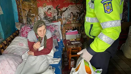 O bătrână a sunat la 112 şi a spus că nu are ce mânca. Reacţia poliţiştilor este impresionantă