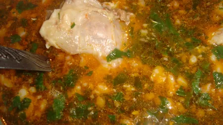 Retete de Pasti: Ciorba de miel cu taitei