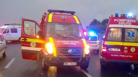 Accident cumplit în care a fost implicată întreaga familie. Părinţii şi cei cinci copii, în stare gravă