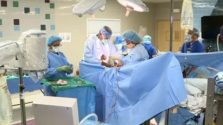 Premieră în Europa. Doctorii au efectuat un transplant de plămâni pentru a salva viaţa unui pacient infectat cu coronavirus