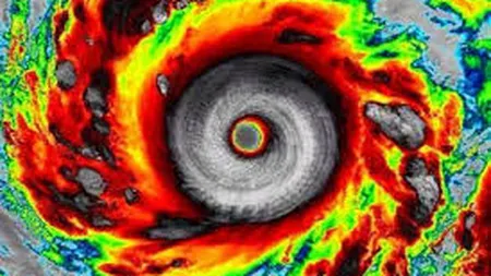 Taifunul Vongfong aduce vijelii de 200 km la oră şi ploi torenţiale