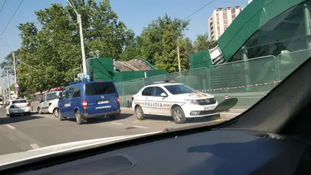 Ameninţare cu bombă la metrou. Sute de pasageri au fost evacuaţi FOTO