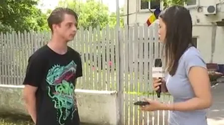 Primele declaraţii ale fiului lui Brigitte Pastramă. Cum răspunde tânărul acuzaţiilor de furt şi lovire aduse de mama sa