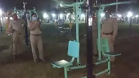 Poliţia din India a fost chemată într-un parc pentru a investiga un aparat de gimnastică mişcat de fantome VIDEO