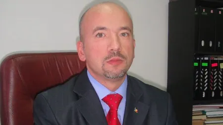 Fostul director al Companiei de Apă Arad a câştigat procesul prin care contesta decizia de concediere. A fost demis chiar de naşul său