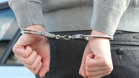 Un bărbat din Galaţi şi-a maltratat bebeluşul de doar câteva luni. De neimaginat ce i-a putut face propriului copil