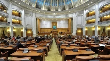 Iniţiativa PSD-PNL-ALDE de prelungire a mandatelor aleşilor locali, adoptată de Senat