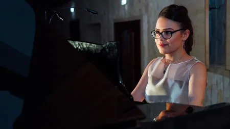 Admisă la Conservatorul Regal din Bruxelles, pianista Ana Antonia Tudose: 