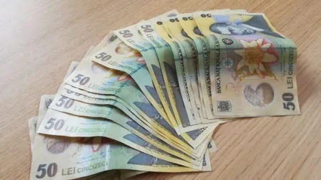 SONDAJ Pandemia de COVID 19 a făcut 4 din 10 români să-şi reducă cheltuielile şi 3 din 10 spun că au economisit mai mult