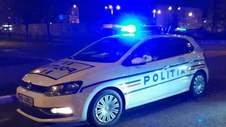 Botez cu 100 de persoane în Gorj, oprit de poliţişti