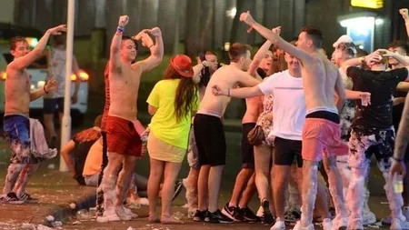 Petrecerile organizate de turişti au dus la închiderea străzilor!