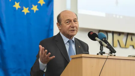 Traian Băsescu: 