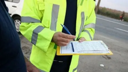 Scandal cu poliţia în Centrul Vechi. Bărbat amendat pentru că nu purta mască